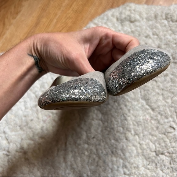 J. Crew: Gray and Metallic Glitter Silver Dipped Toe Ballet Flats Size 7 - Picture 5 of 10